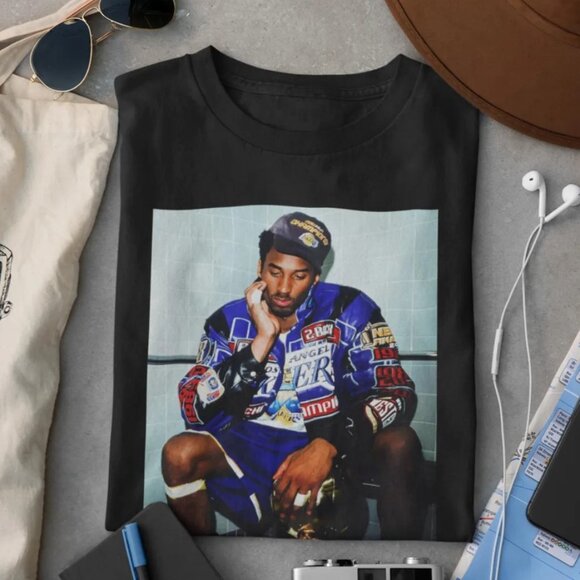 Kobe Bryant 2001 NBA Finals Championship T-Shirt, Black Mamba Vintage T-shirt - Picture 1 of 3